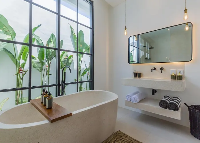 Villa Stylish New 1 Bedroom Near Dreamland