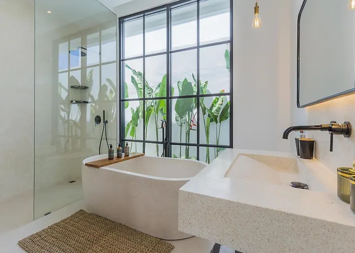 Stylish New 1 Bedroom Near Dreamland